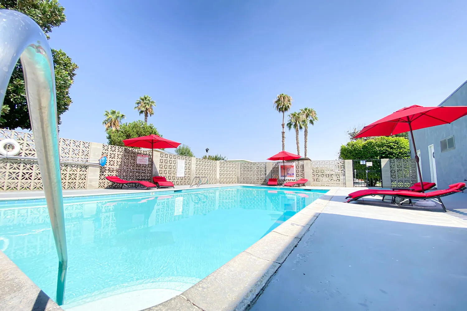 Smoke Tree MHP Community outdoor pool