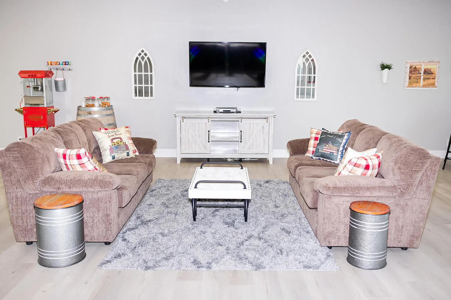 Smoke tree MHP Community area